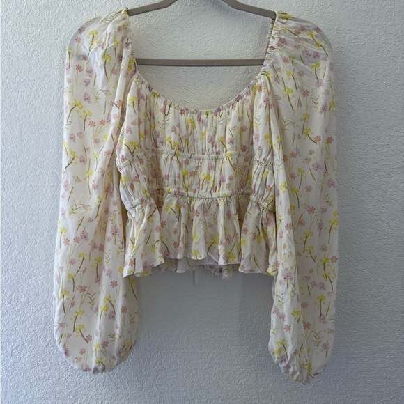 For Love & Lemons Smocked Crop Floral Puff Long Sleeve Blouse Size L - Picture 7 of 9
